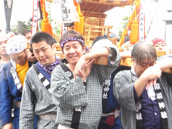 厳嶋神社御神輿